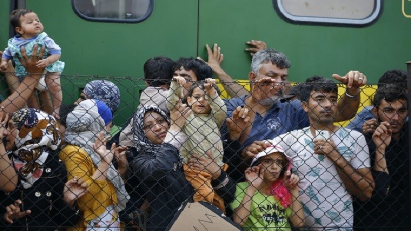 المهاجرون المحتجزون يضربون عن الطعام في المجر