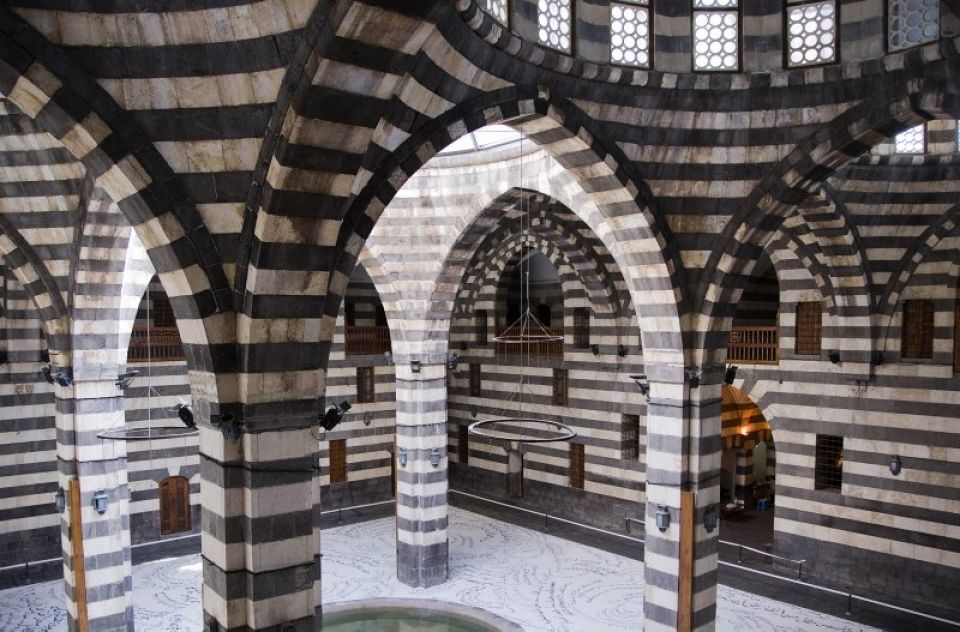 النتائج تثير الشكوك حول «المصداقية» تلاعب سيجر «الويلات» على البناء المعماري السوري