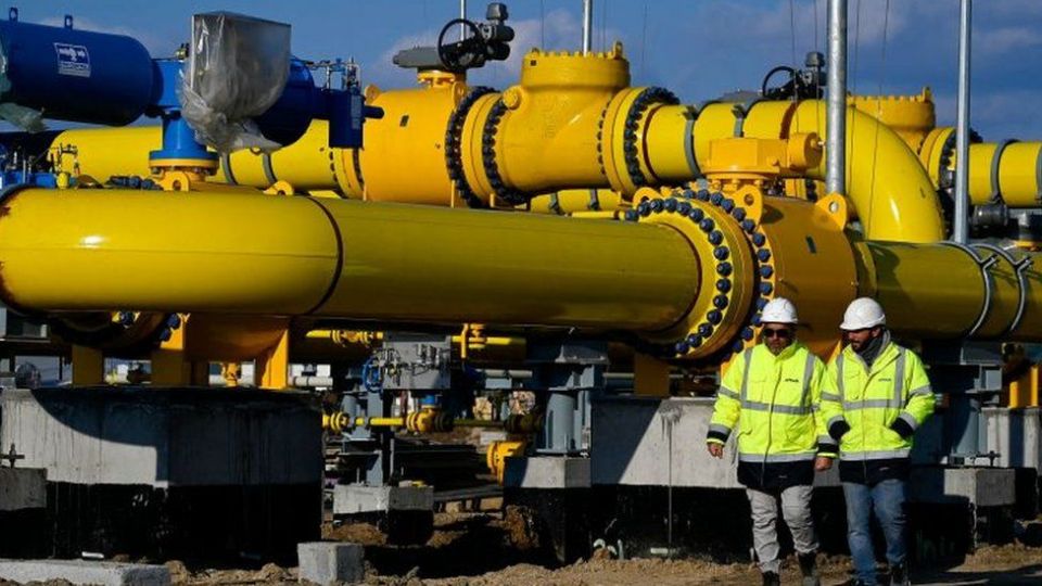 بلومبرغ تكشف عن ارتفاع كبير بصادرات النفط الروسي لأوروبا