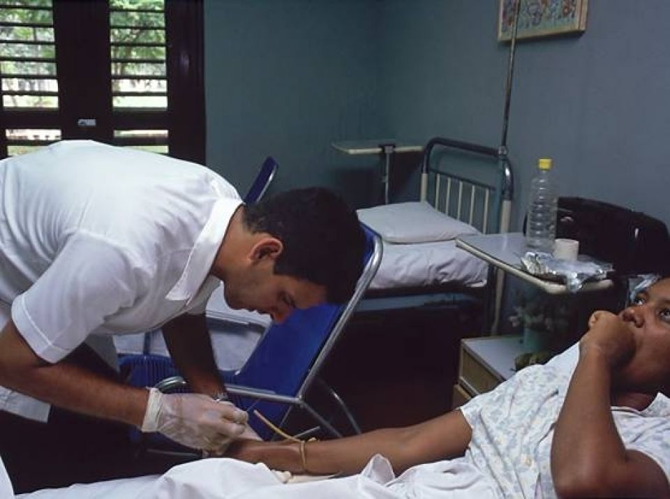 مجلس الوزراء الكوبي يصادق على زيادة الاجور في قطاع الصحة العامة