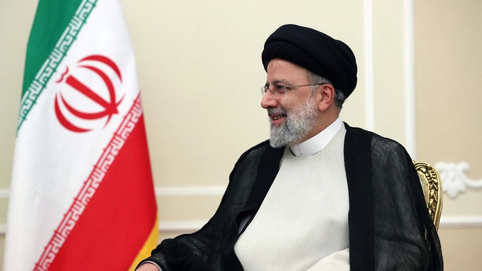 الرئيس الإيراني: مسار أستانا إطار ناجح لحل سلمي للأزمة السورية