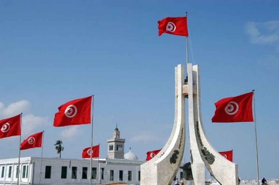 عام جديد.. نحو استقرار تونس