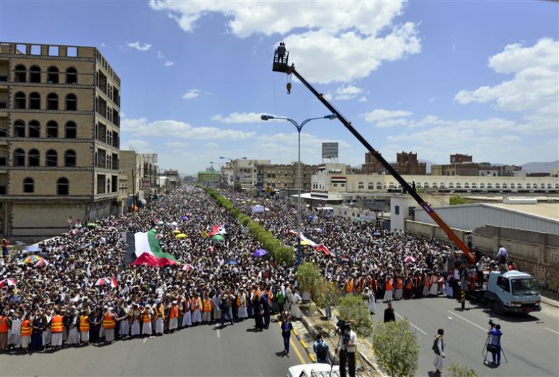 صنعاء: عشرات الآلاف يتظاهرون ضد الحكومة