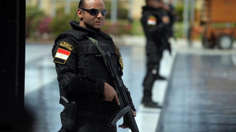 الأمن المصري يقتل 4 متشددون في مداهمة بالجيزة