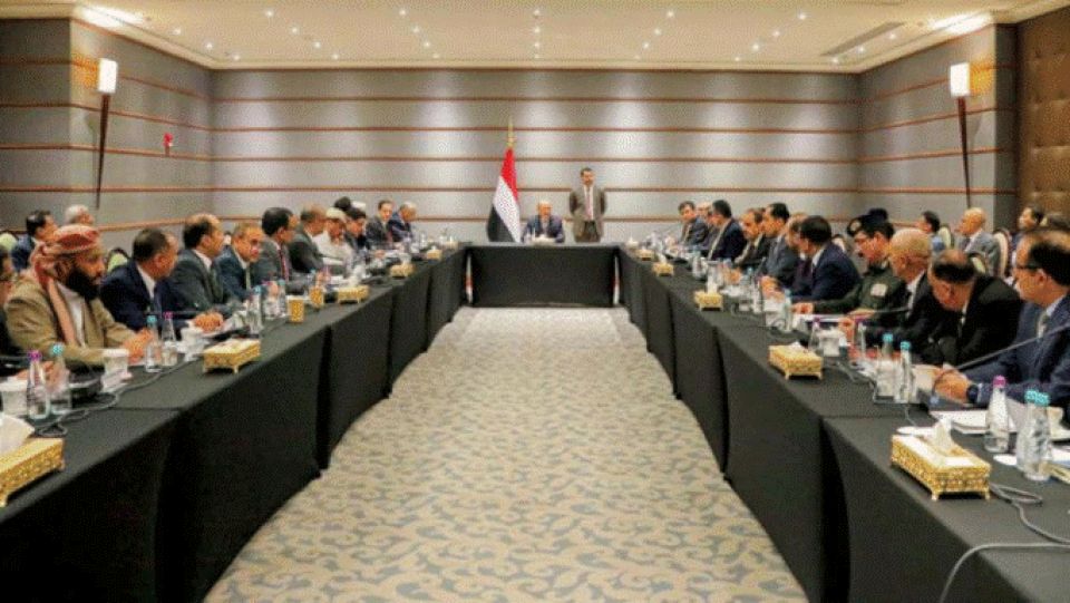 اليمن: مجلس القيادة الرئاسي يتولى مهامه في عدن