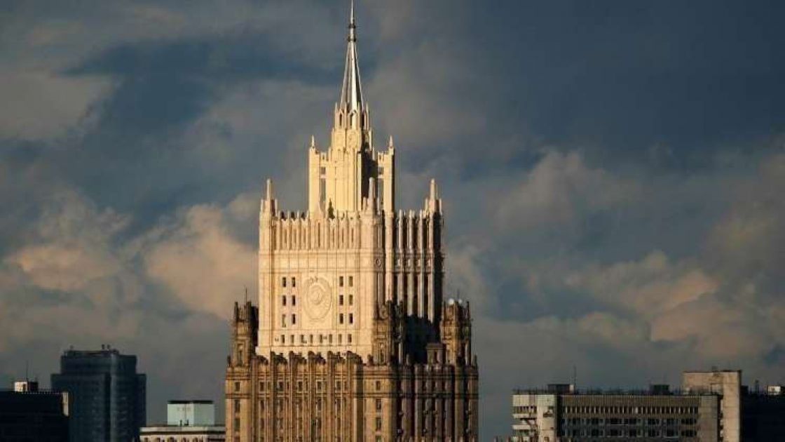 موسكو: تزويد دمشق بمنظومة إس-300 لن يؤدي إلى التصعيد في سورية بل إلى الاستقرار