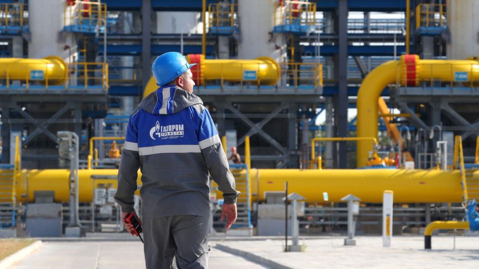 «غازبروم» تعلّق نقل الغاز لأوروبا لمدة 3 أيام وأسعاره تقفز فوراً