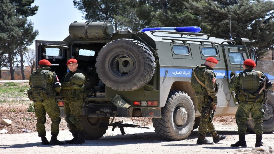 الشرطة العسكرية الروسية تنتشر في عفرين شمال حلب