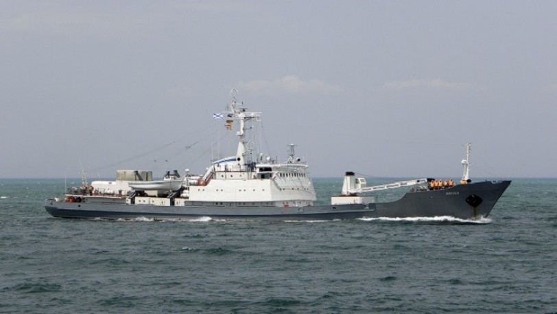 الدفاع الروسية تنفي انتشال معدات سرية من سفينتها الغارقة في البحر الأسود