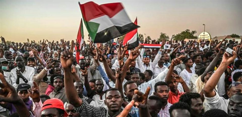 دعوات لمظاهرة مليونية في السودان