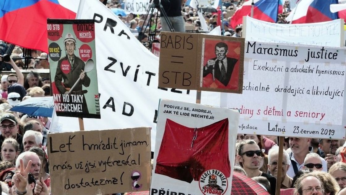 تصاعد الاحتجاجات في التشيك