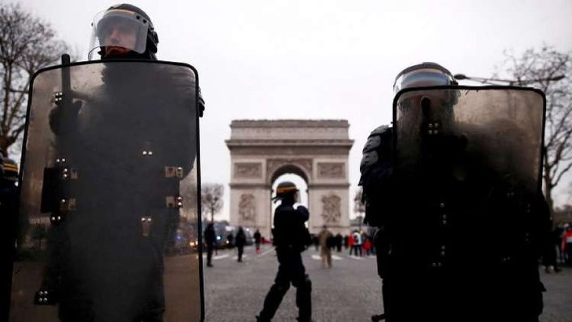 اعتقالات وإصابات أثناء احتجاجات «السترات الصفراء» في فرنسا