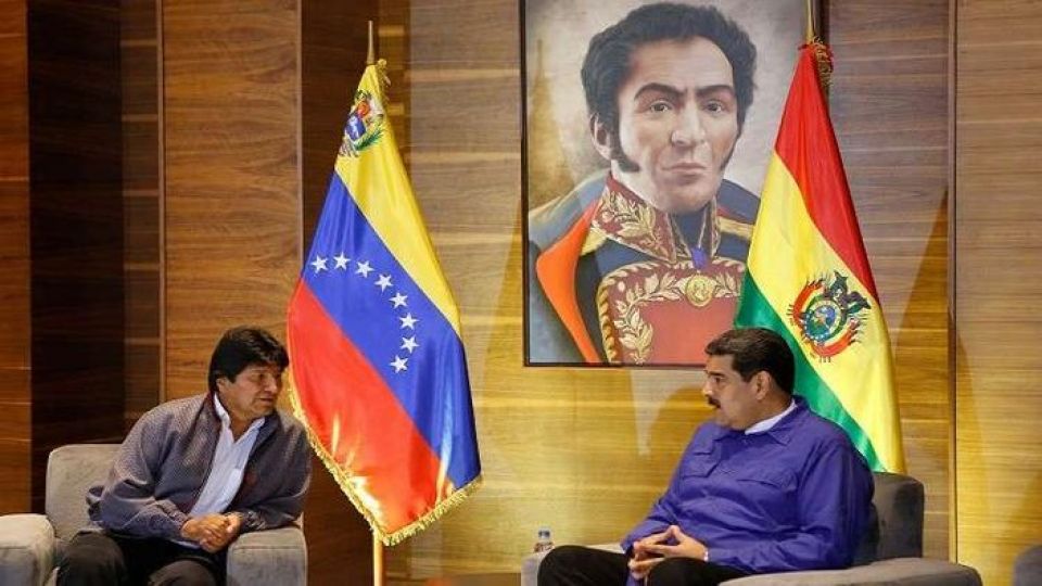 بوليفيا تدعو للحوار في تسوية الأزمة الفنزويلية