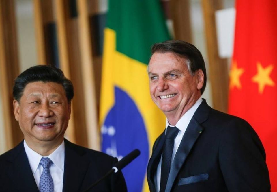 البرازيل المتثاقلة ونقطة المنتصف المتزعزعة بين الصين وأمريكا