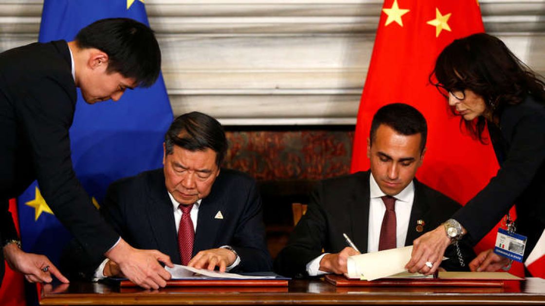 الصين وإيطاليا توقعان بروتوكولات بشأن طريق الحرير