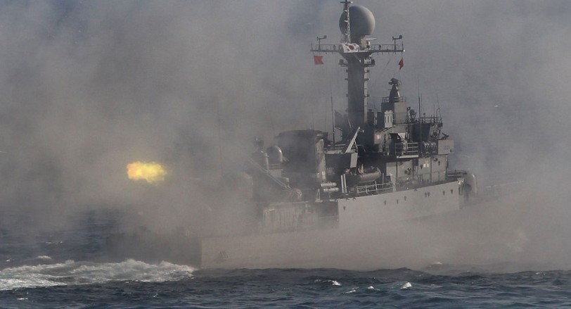 البحرية اليونانية تعترض زورقاً يقل رئيس الأركان التركية