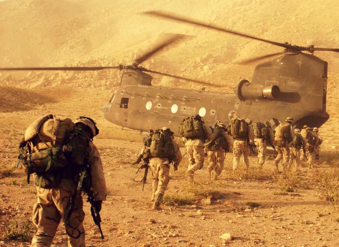 الحرب الأفغانيّة: بداية «الإنسانيّة-الإمبرياليّة»