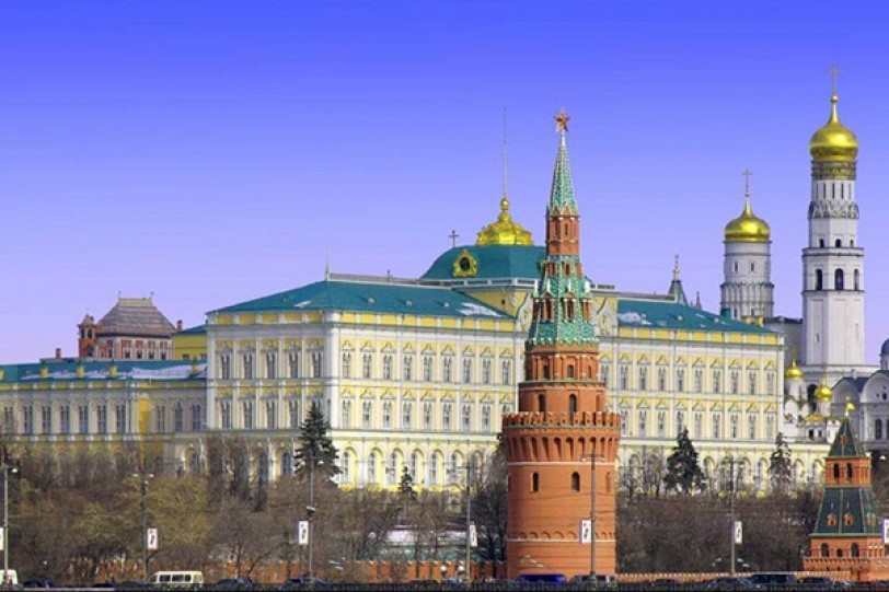 بوتين يدعو كييف للالتزام بحرفية وروح اتفاقيات مينسك