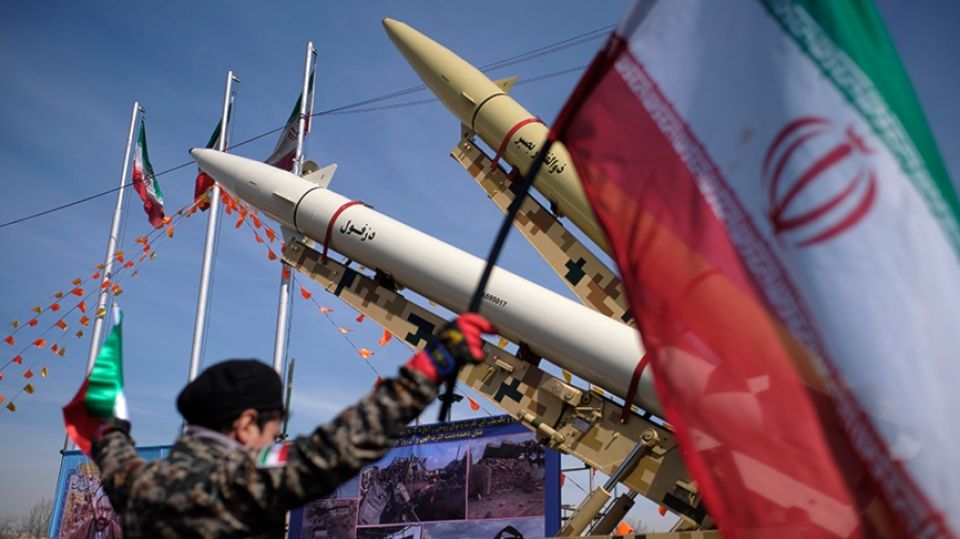 إيران أطلقت 900 صاروخ إذا صحّ ما قاله «أفيخاي»