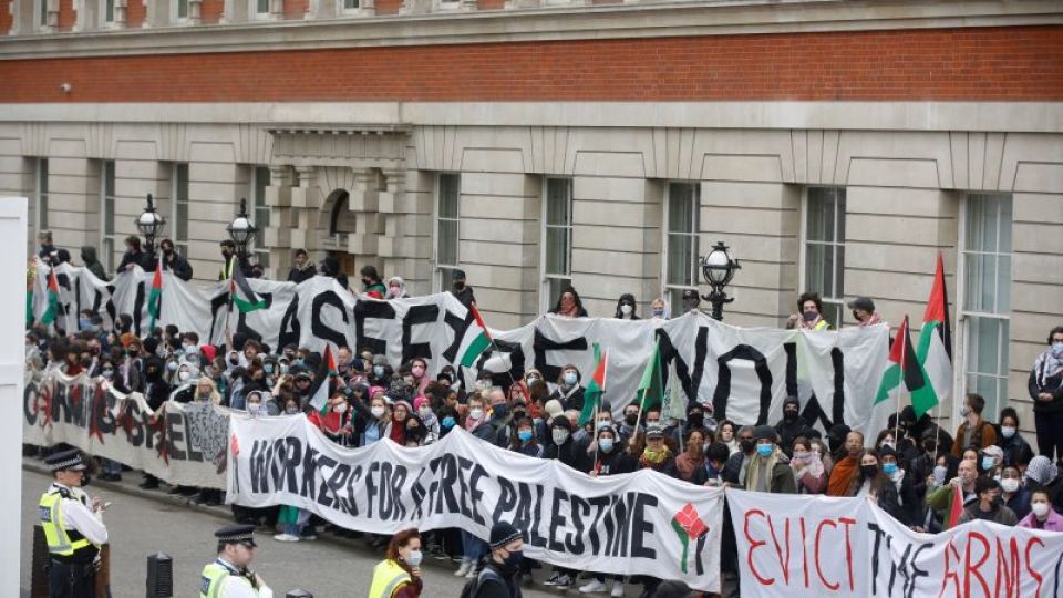 بريطانيا: في 1 أيار العمال يغلقون 4 مواقع تزود &quot;إسرائيل&quot; بالسلاح