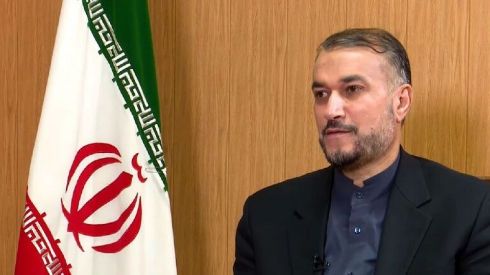 طهران: واشنطن تمنع إيصال المساعدات الطبية إلى إيران