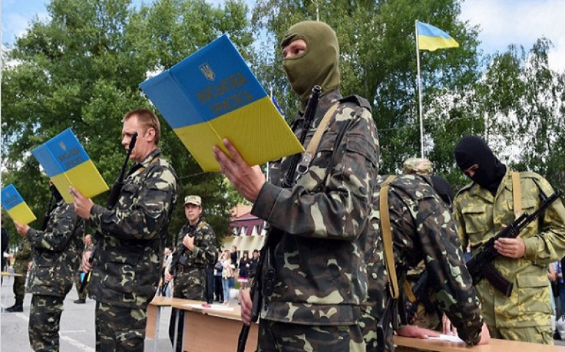 القوات الأوكرانية تستأنف عمليتها الأمنية بشرق أوكرانيا بعد انتهاء الهدنة