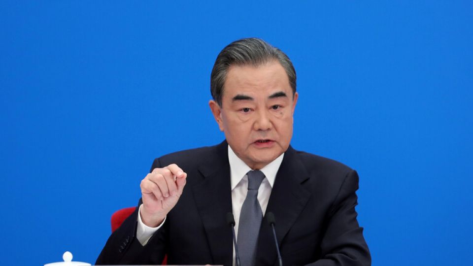 بكين تدعو إلى إنشاء «منصة حوار متعدد الأطراف» لتهدئة التوتر في الشرق الأوسط