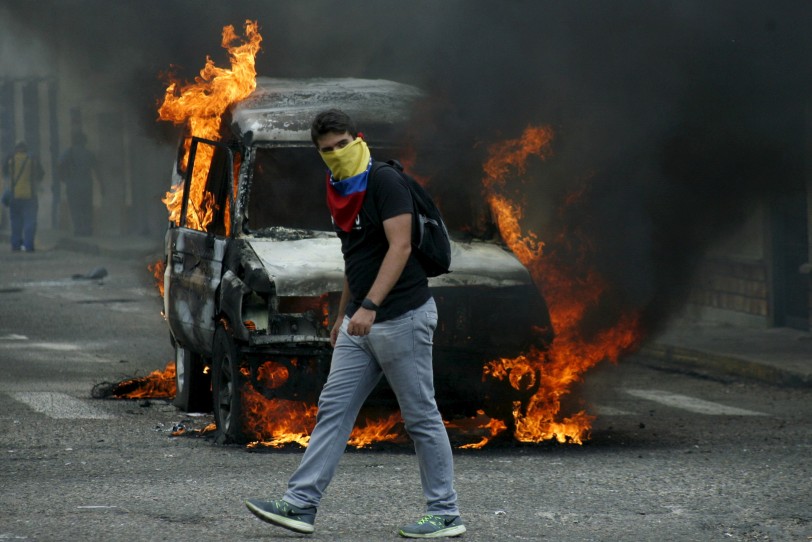 المعارضة اليمينية الفنزويلية تعرقل جولات الحوار