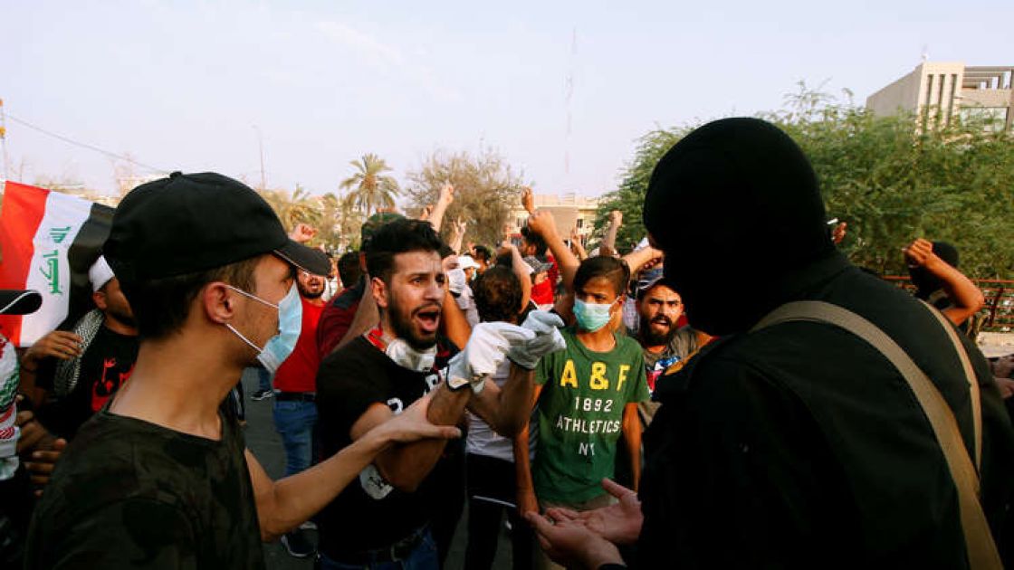 تظاهرات في البصرة تطالب بكشف مصير 30 متظاهراً مختفين
