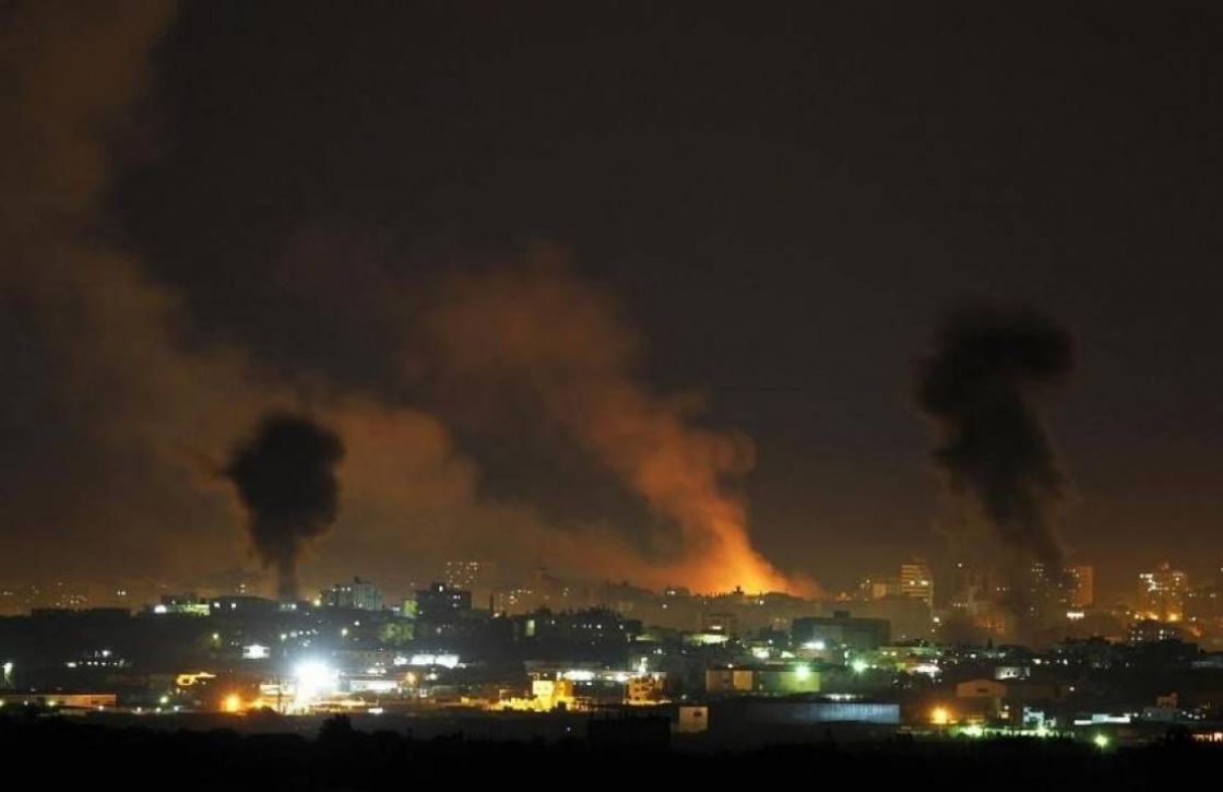 قصف صهيوني وردود صاروخية في غزة