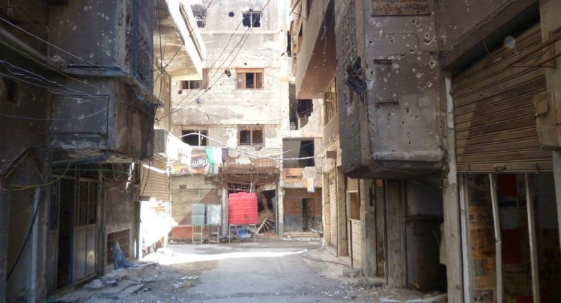 اتصالات لتسوية وضع مسلحي مخيم اليرموك