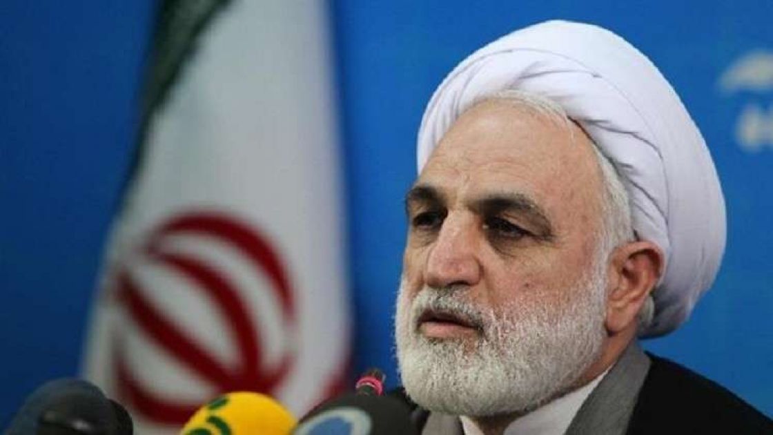 إيران تعتقل 100 شخص بتهم الفساد الاقتصادي