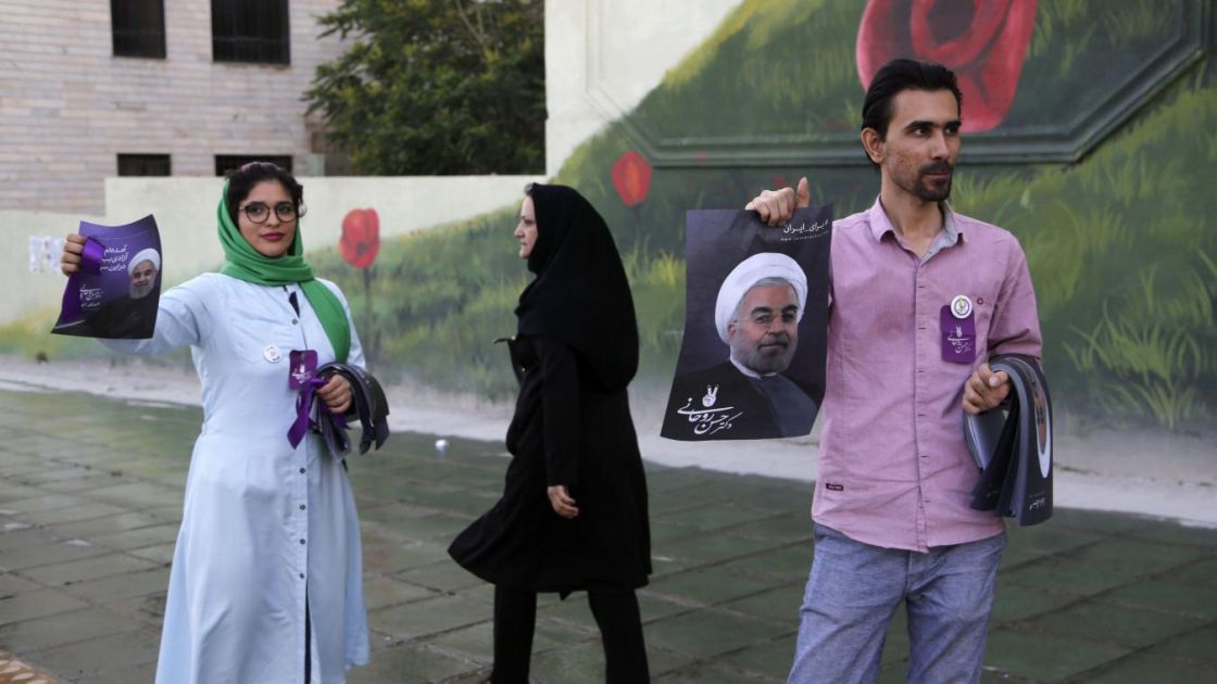 روحاني: مستعدون لتطوير العلاقات مع العالم على أساس المصالح الوطنية