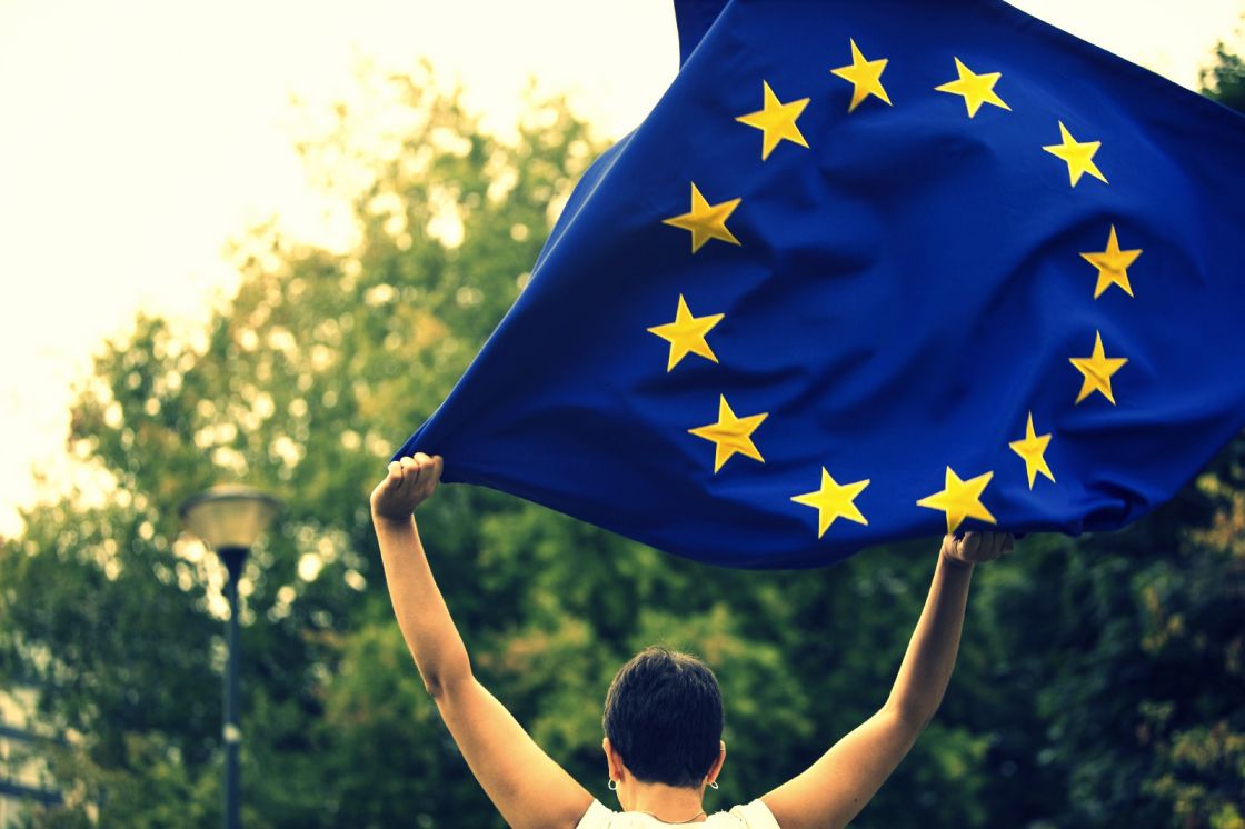 الاتحاد الأوروبي يطالب بإعفاء دائم من الرسوم