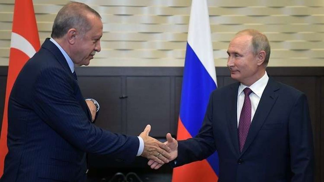 موسكو: نؤيد إقامة الحوار بين الحكومة السورية والأكراد