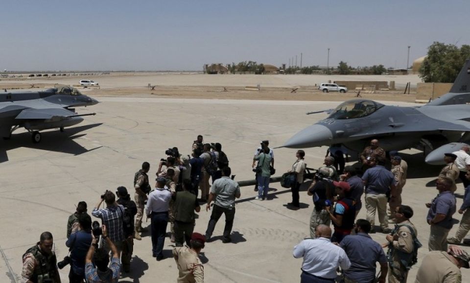 قصف صاروخي على قاعدة تضمّ موظفين للاحتلال شمالي بغداد
