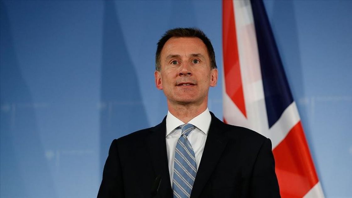 وزير الخارجية البريطاني ينفي تقارير استقالة ماي اليوم