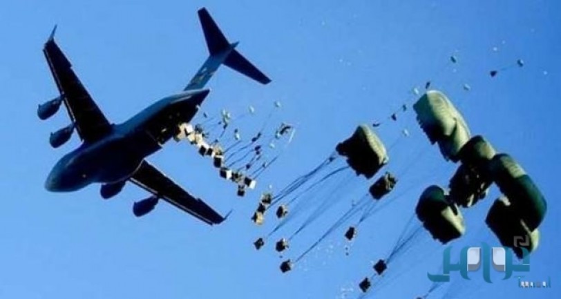 طائرات روسية تسقط مساعدة إنسانية على دير الزور