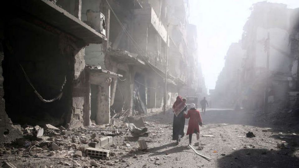 «الخوذ البيضاء» تحضر لعمل استفزازي في ريف إدلب بسورية