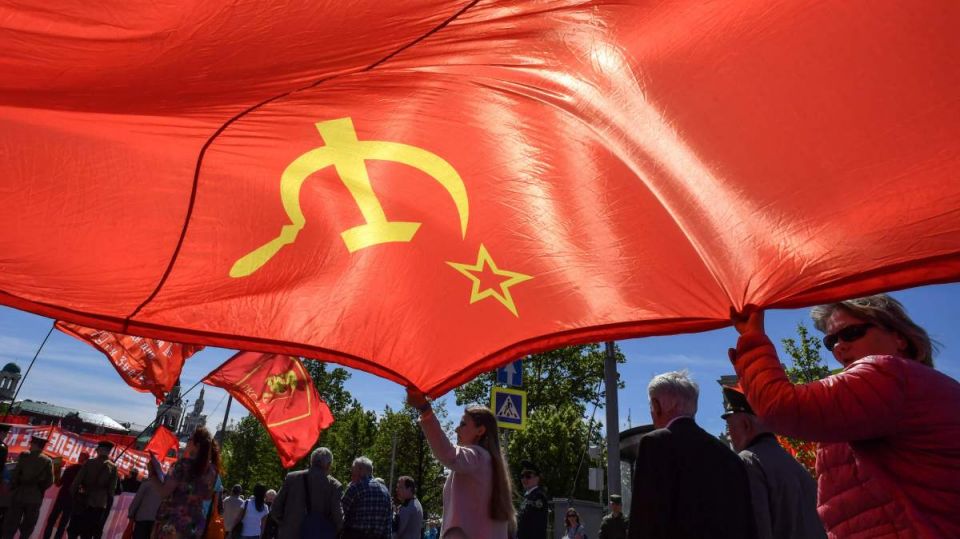 هل حان الوقت للحديث عن «الاشتراكية ذات الخصائص الروسية»؟