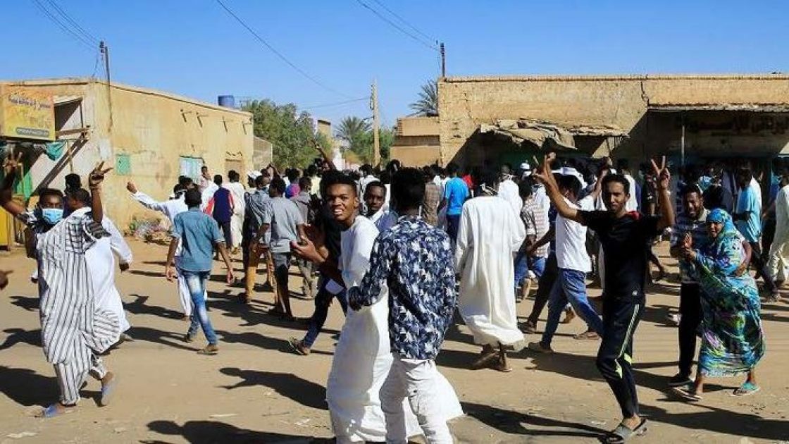 تواصل التظاهرات في السودان