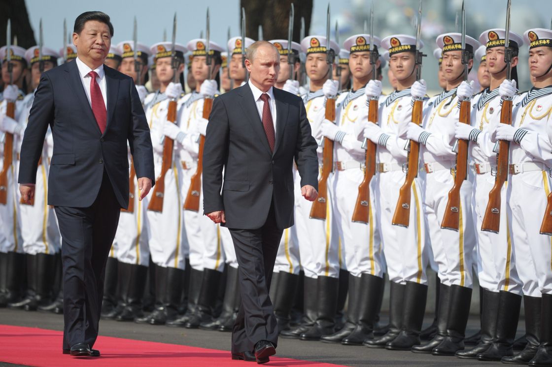 ولادة حلف عسكري روسي-صيني جديد؟