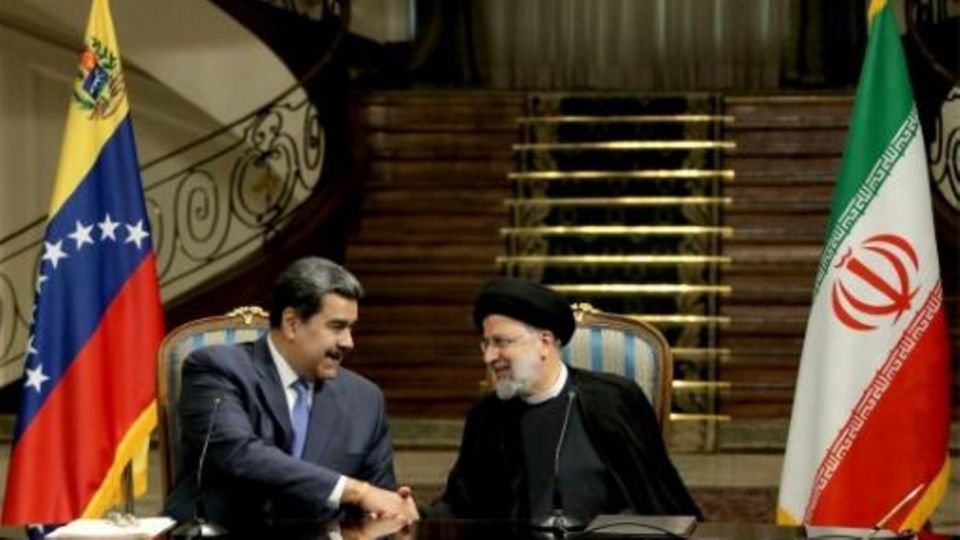مادورو ورئيسي يوقعان اتفاقية تعاون استراتيجي لعقدين
