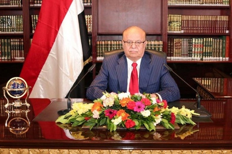 وزير الدفاع اليمني يصل إلى عدن