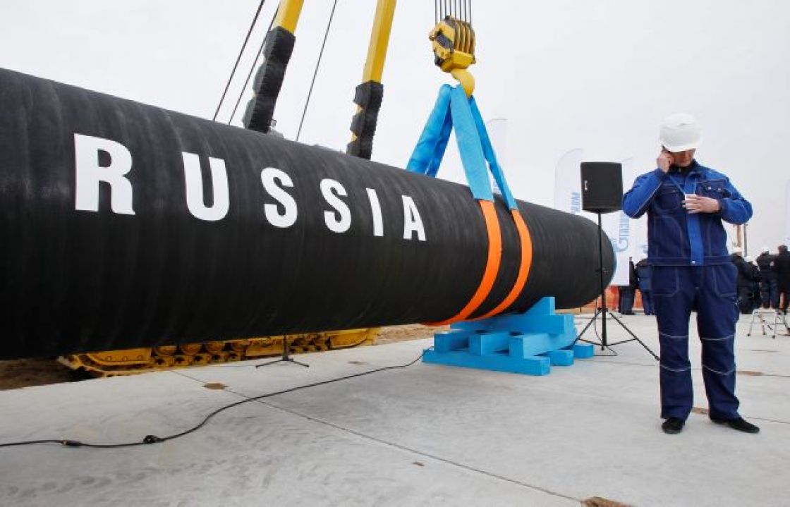الغاز يقترب من 4000 دولار/م3 وبرلين تتحفّظ على احتمال وقف استيراد النفط الروسي