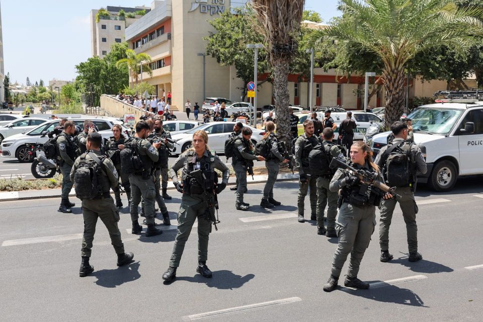 دهس بتل أبيب: إصابة 10 &quot;إسرائيليين&quot; نصفهم بحالة خطيرة واستشهاد المنفذ