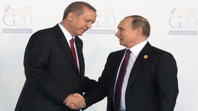 بوتين يعزي أردوغان بضحايا محاولة الانقلاب