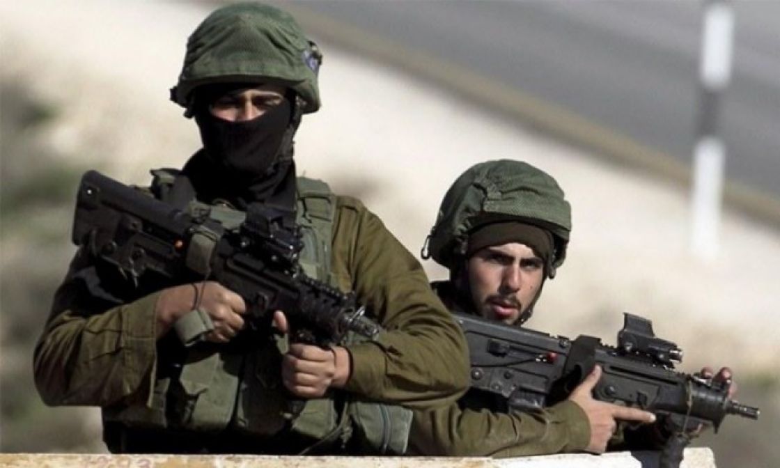 مقتل ضابطين «إسرائيليَّين» بنيران الاحتلال «الصديقة»