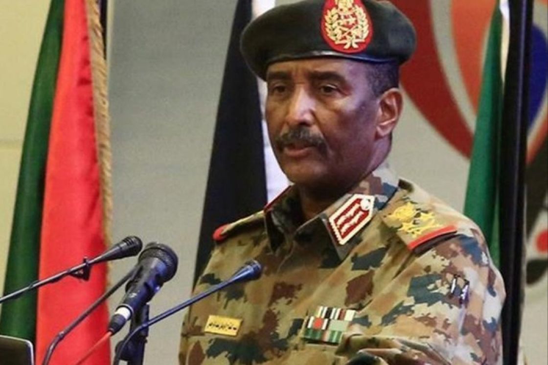 المكون العسكري بالحكم السوداني يطالب بتشكيلة حكومية جديدة