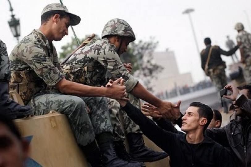 حول «دور العسكر» في مصر‬